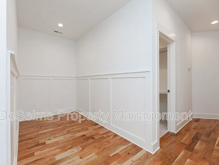 335B McKennell Dr — Photo 9
