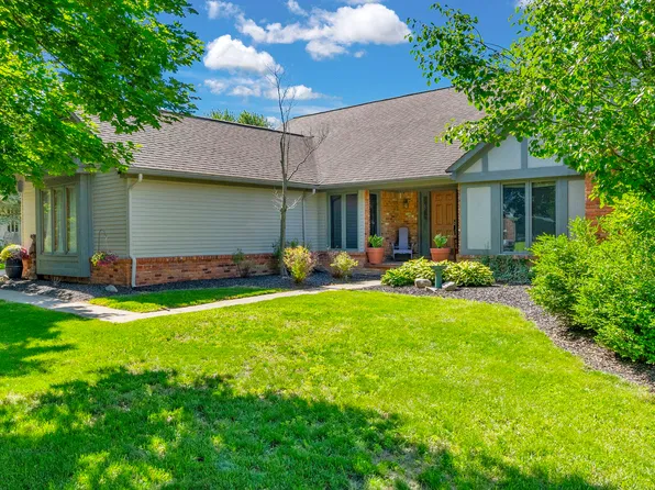 1198 Ridgeview Cir, Lake Orion, MI 48362