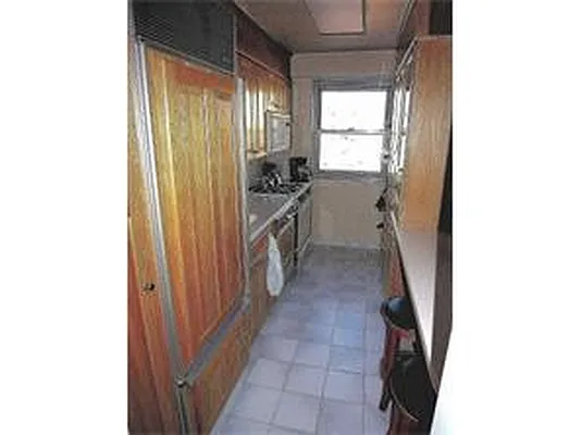 Sold by R.I. Buff Real Estate | media 19