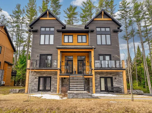 580 Rue Charlie Forbell, Mont Tremblant, QC J8E 2M4