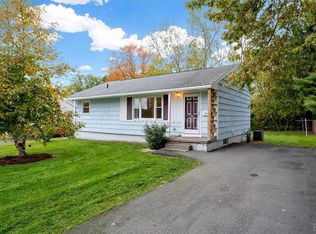 115 Cole Rd, East Syracuse, NY 13057