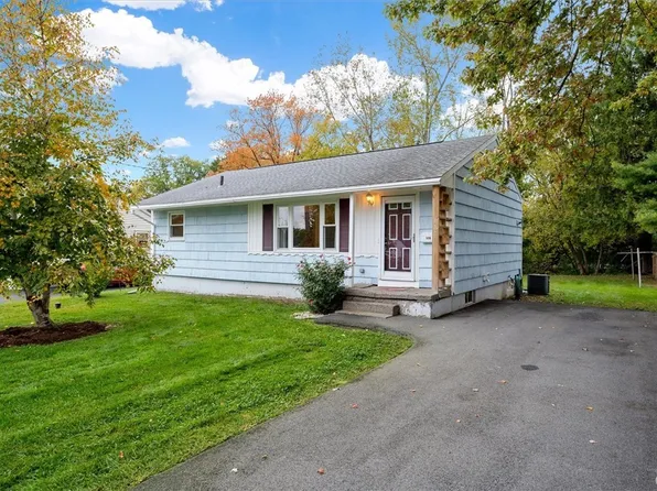 115 Cole Rd, East Syracuse, NY 13057