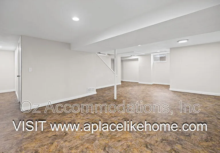 13909 Falkirk Cir — Photo 24
