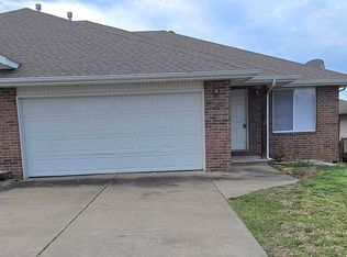 3760-3762 W Brook Ct, Springfield, MO 65807