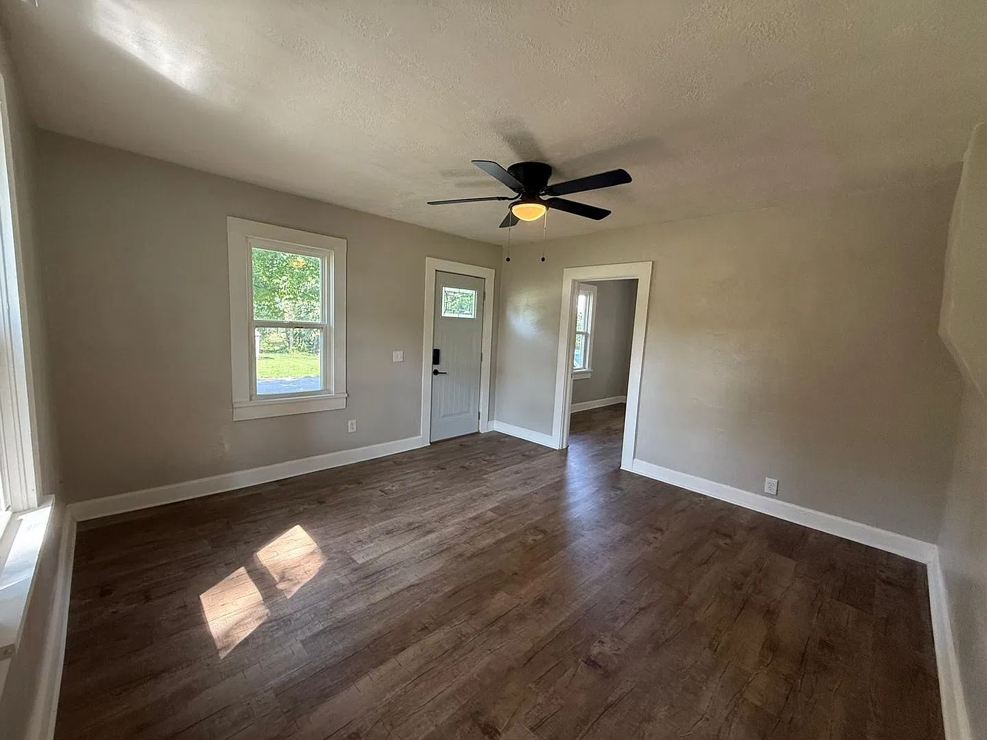Freshly Renovated Home for Rent in Stockton, MO! — Photo 3
