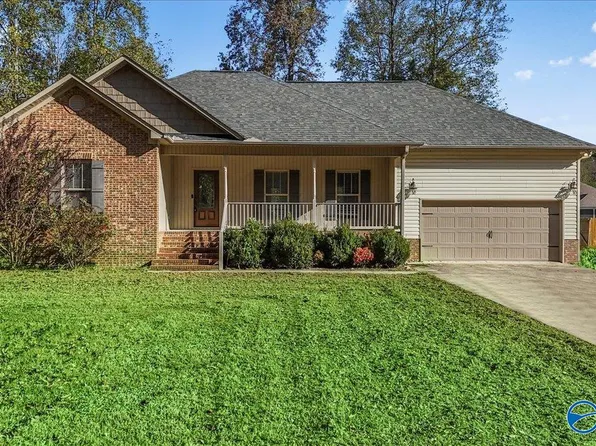 228 Bow Range Rd, Guntersville, AL 35976