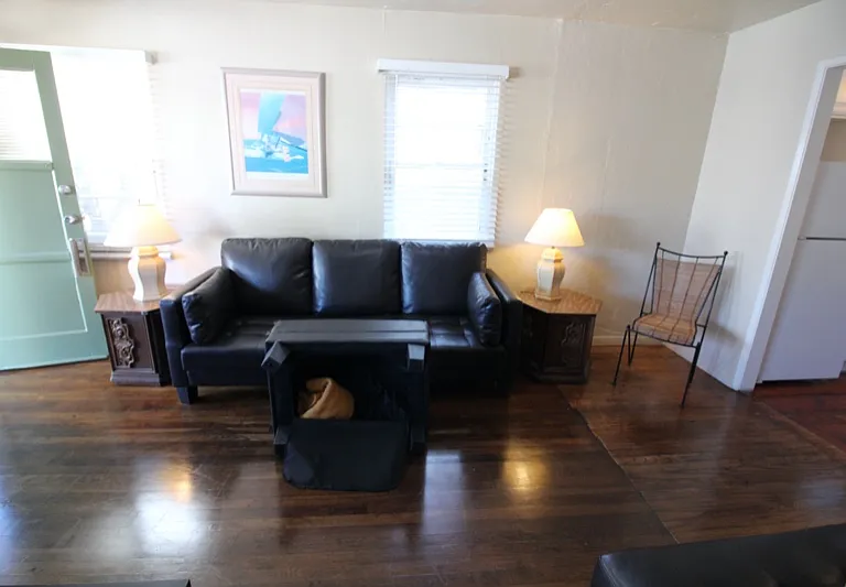 728 Venice Ct — Photo 15