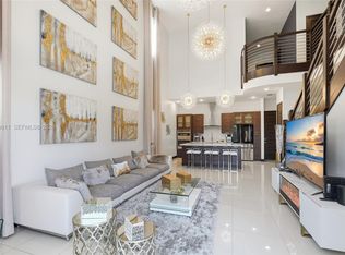 Crestview West, Miami, FL 33196
