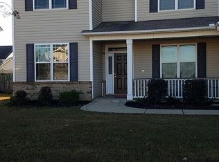 327 Peaceford Ave, Raeford, NC 28376