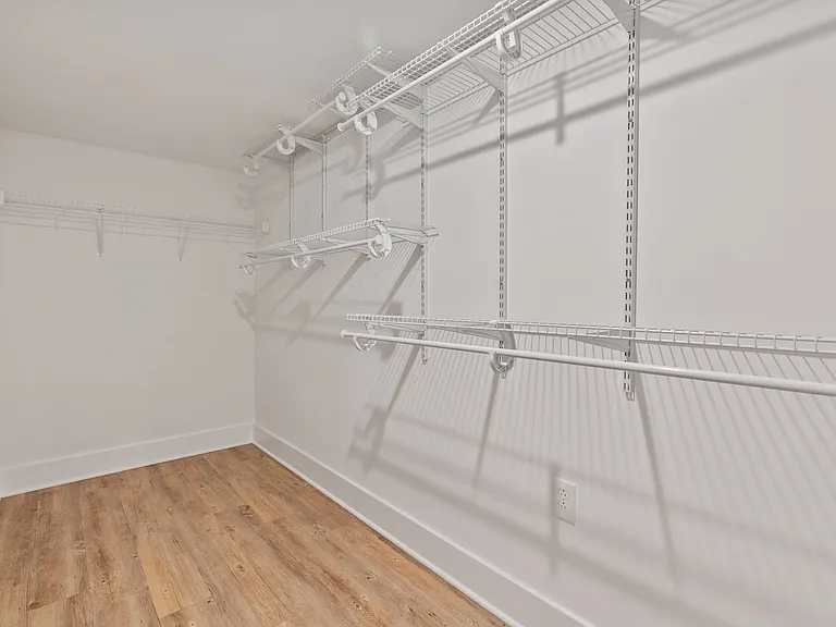 Primary suite closet