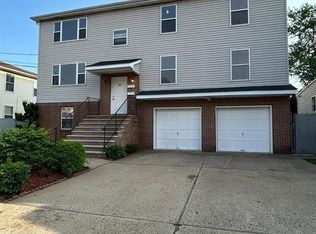 67 Sharot St, Carteret, NJ 07008