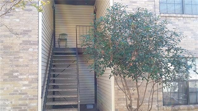 1st image of 728 Schmitz Ave APT 4
