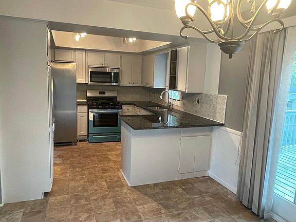 3rd image of 4733 Winnetka Ave N