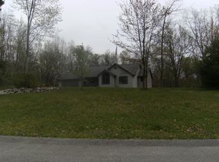 12116 Stacey Woods Ct NE, Greenville, MI 48838