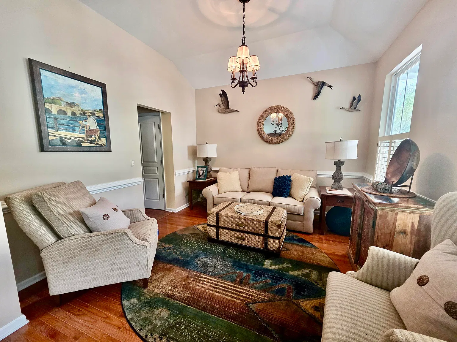 4 bed, 3.0 bath, 2289 sqft, $6,500 — Photo 4
