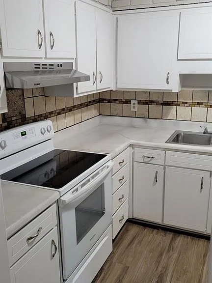2462 Lehaven Dr — Photo 10