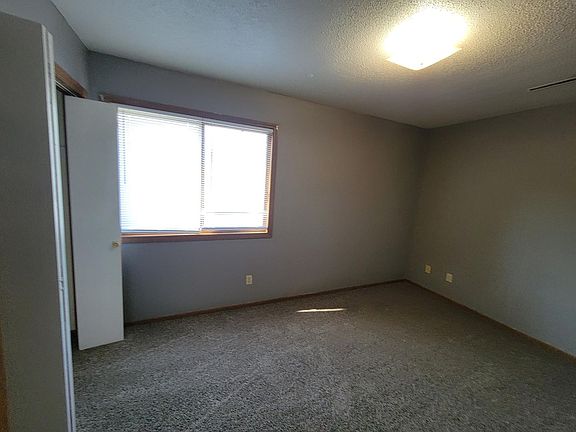3rd image of 3211 12th Ave #G