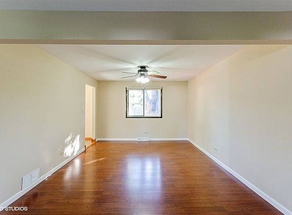 5th image of 510 Parkshore Dr
