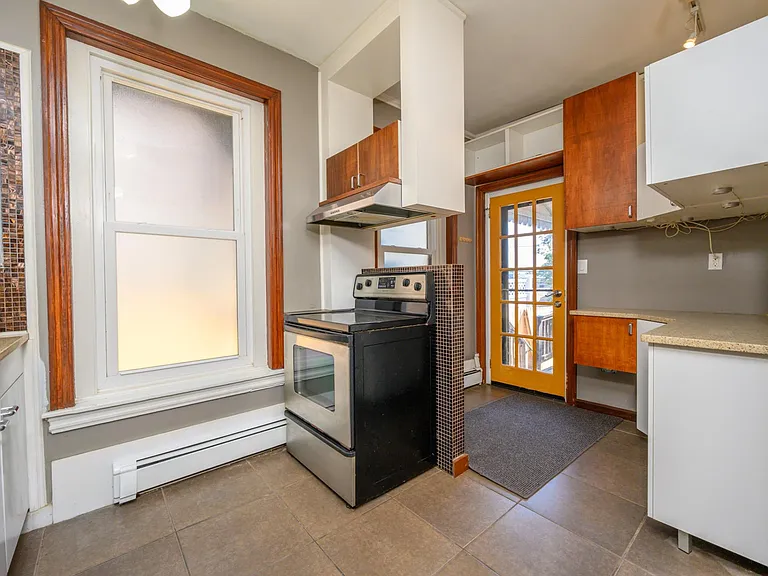 210 E Gay St — Photo 10