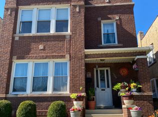 4860 W Newport Ave #2, Chicago, IL 60641
