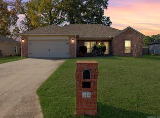 54 Seminole Cir, Austin, AR 72007