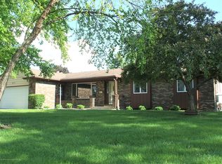 807 W McConnell St, Saint Johns, MI