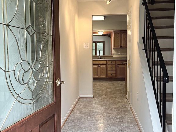 2nd image of 6810 Moon Rock Ct