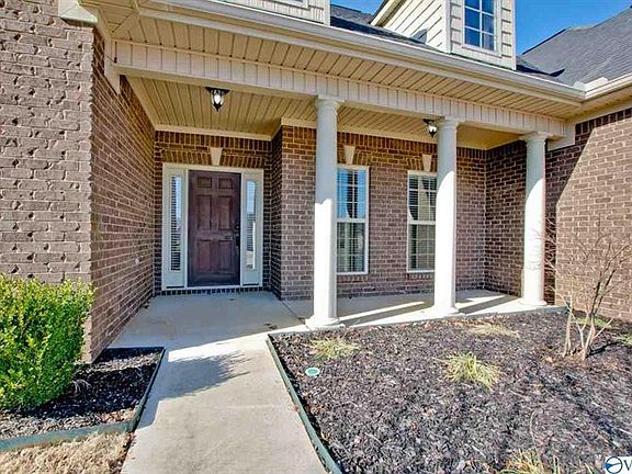 2nd image of 210 Creekedge Cir NW