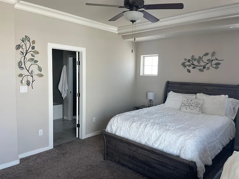 2543 Petaluma Ave — Photo 20