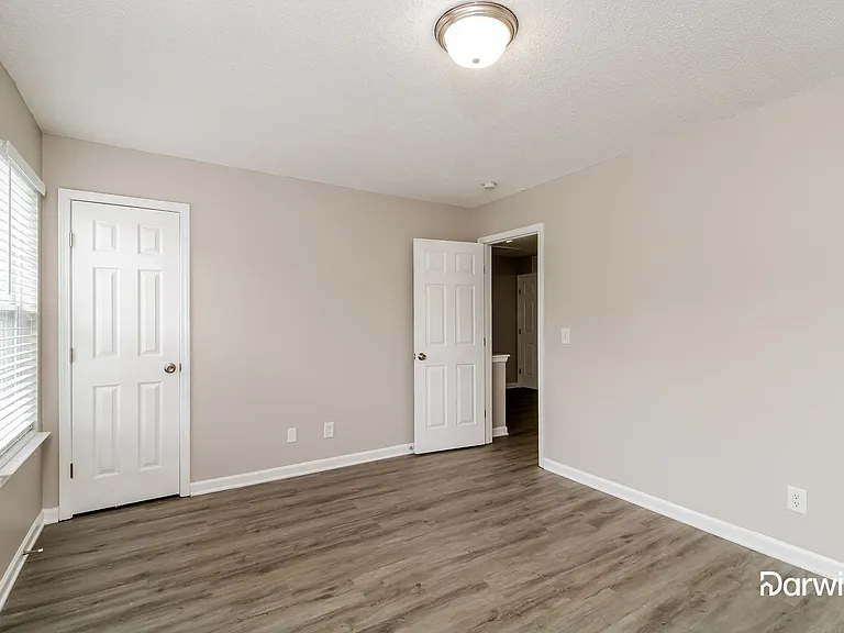 4807 Chapel Ridge Dr — Photo 12