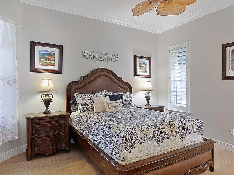 9190 Spring Time Dr — Photo 17