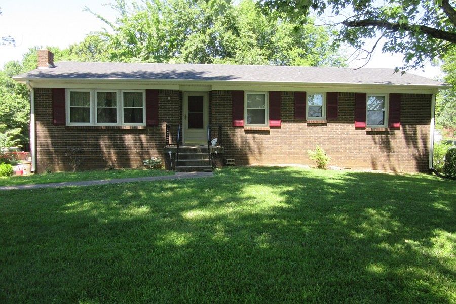 1st image of 1583 Armistead Dr