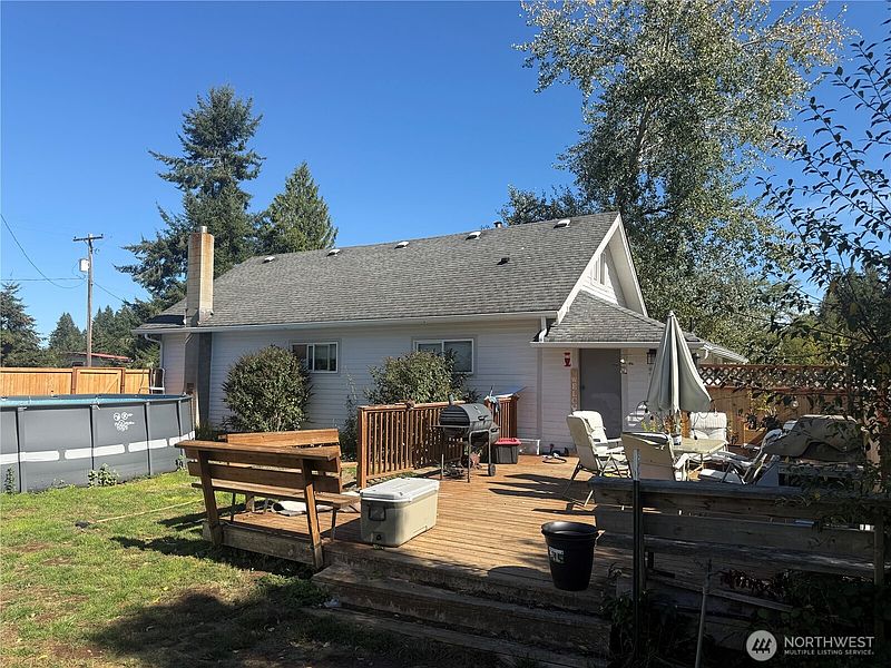 5th image of 103 4th Avenue