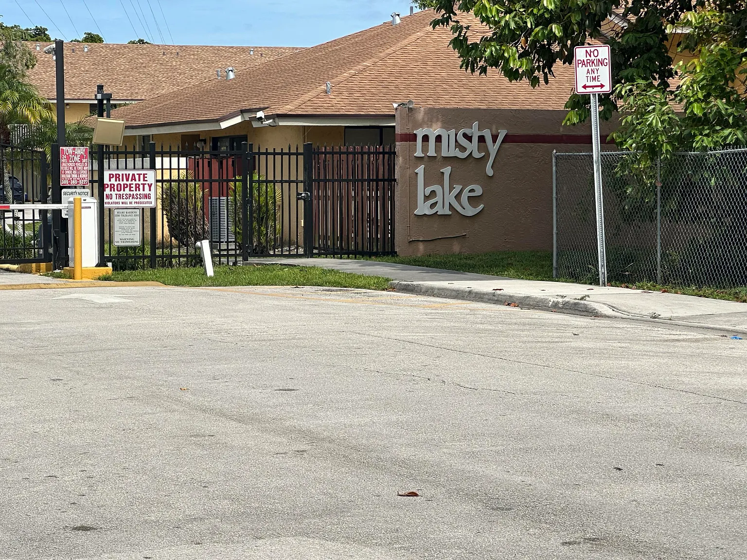 3 bed, 2.0 bath, 1348 sqft, $2,800 — Photo 1