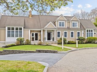 39 Arrowwood Dr, Scituate, MA 02066