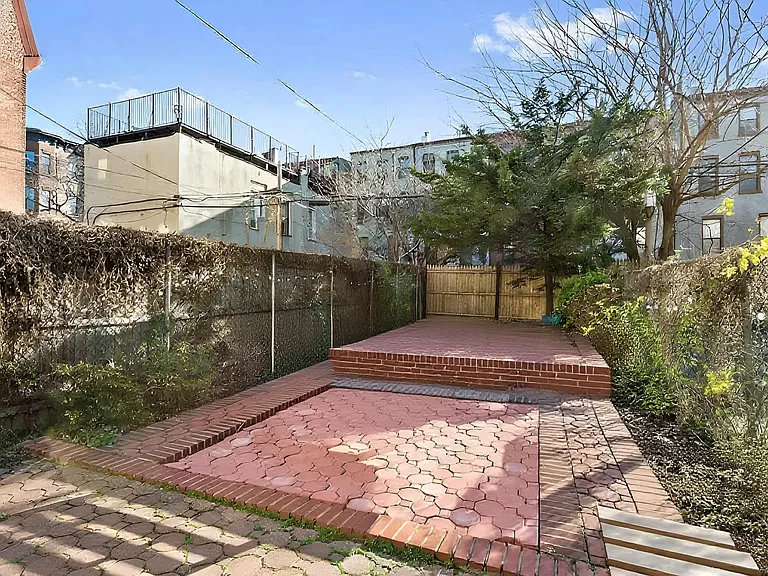 410 Jefferson Ave #1 — Photo 10