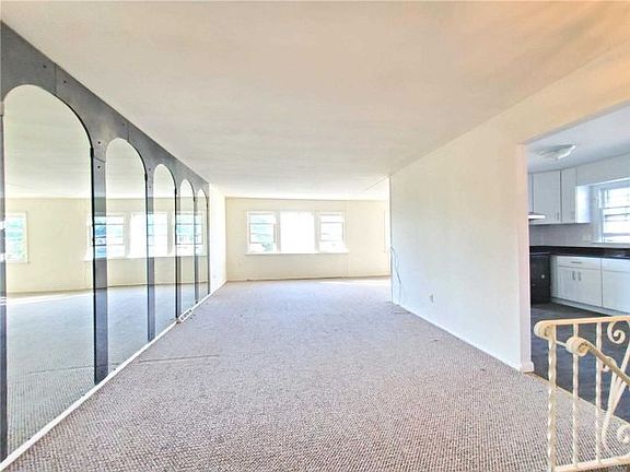 5th image of 221-23 59th Ave #2