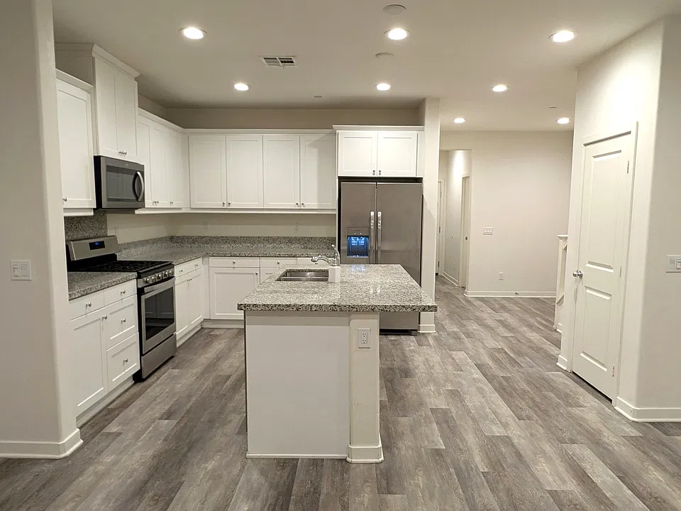 4135 Mission Tree Way