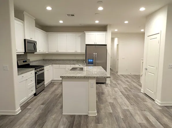 4135 Mission Tree Way, Oceanside, CA