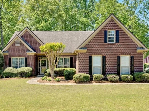 4309 Milford Pl, Hoschton, GA 30548