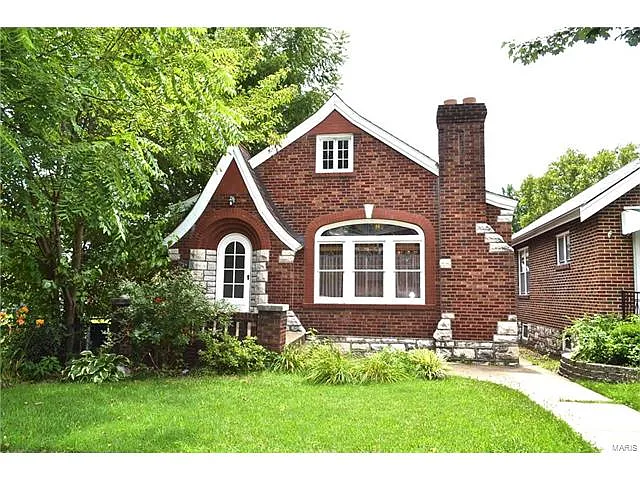5728 Devonshire Ave photo 1