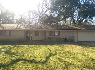 106 Haven St, Lake Jackson, TX 77566
