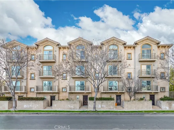 10803 Hesby St Unit 104, North Hollywood, CA 91601