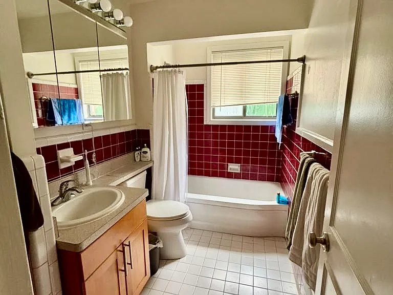 25707 Woodward Ave #207 — Photo 3