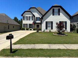 1347 Mountain Ln, Gardendale, AL 35071