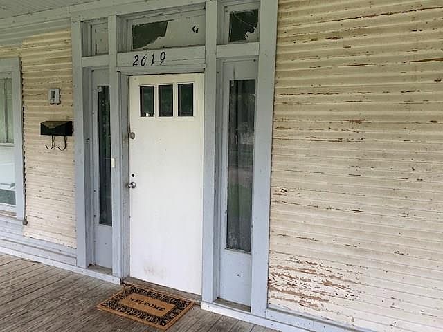 2nd image of 2619 College Ave