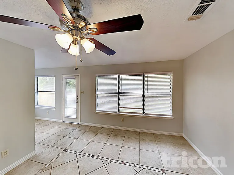6623 Mountain Cedar Ln — Photo 5
