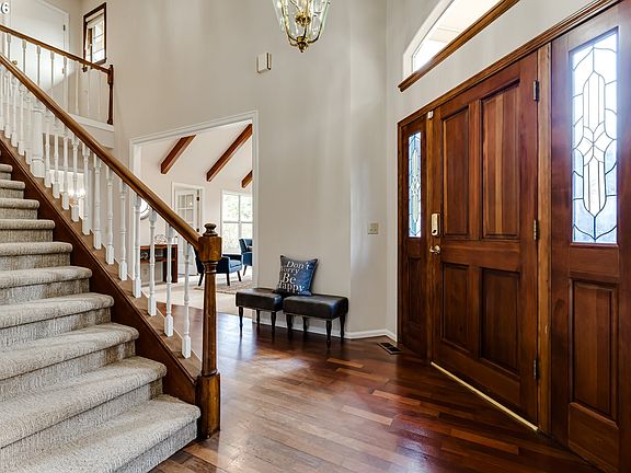 4th image of 3093 Soloman Loop