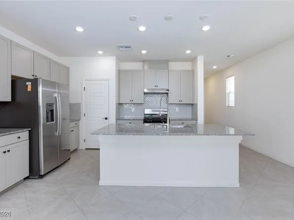 9086 Nostrand Ave, Las Vegas, NV 89148