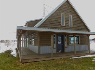 1817 N Crane Rd, Midvale, ID 83645